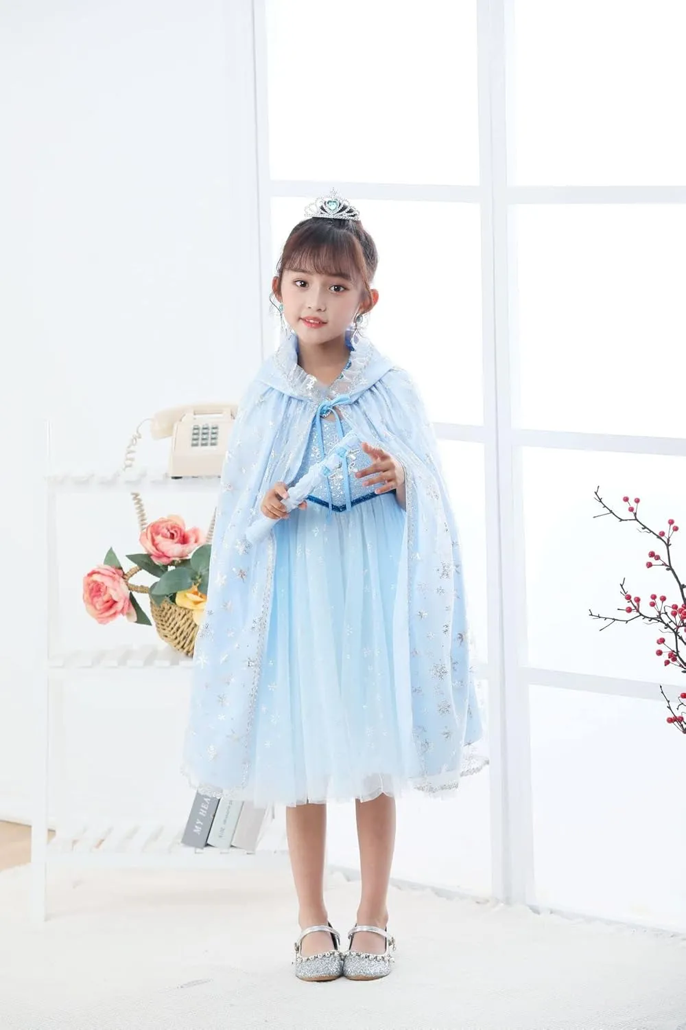 2 Pcs LED Light Up Frozen Snowflake Wand Toy With Sound For Kids Teens Christmas Birthday Costume Princess Birthday Party Decoration Supplies
