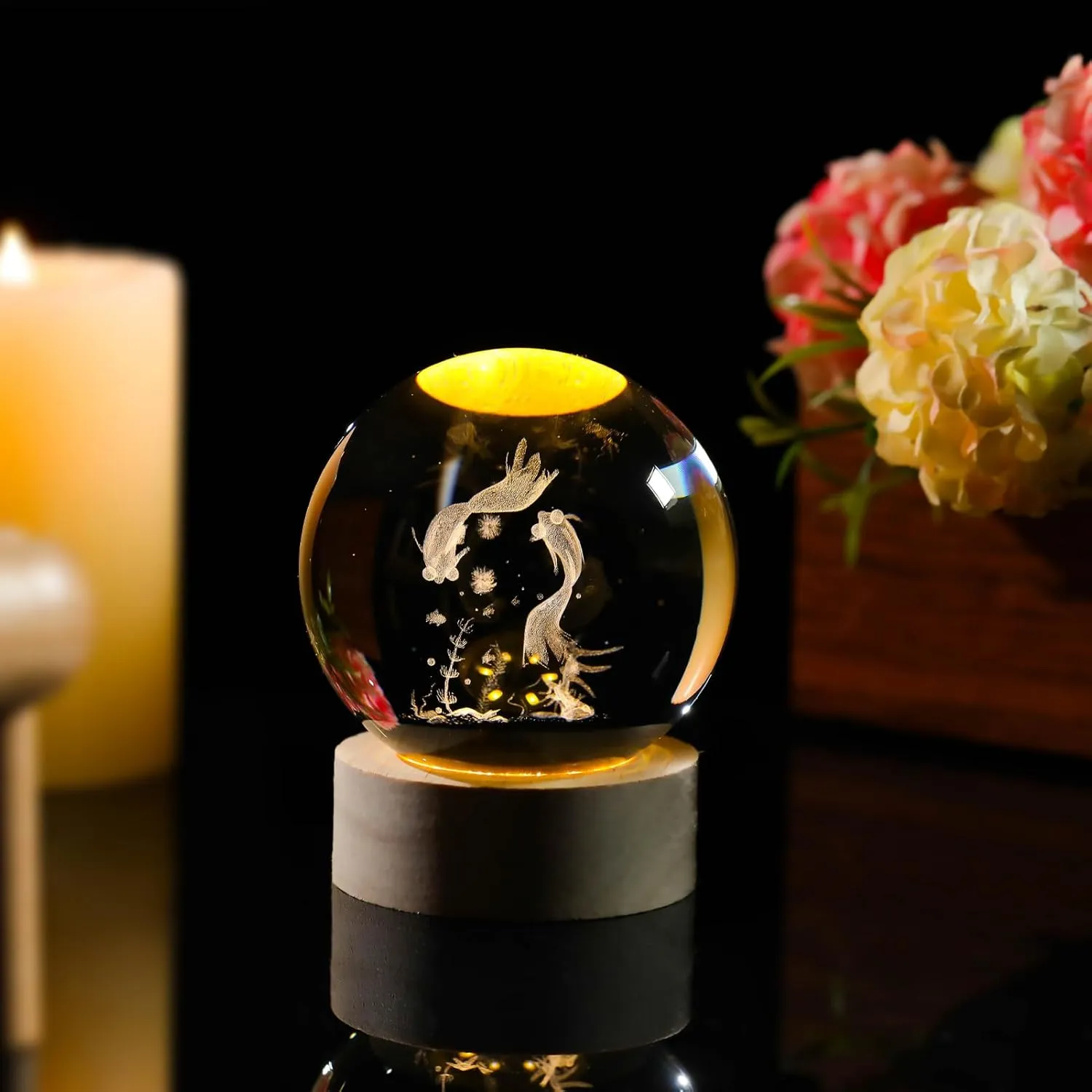 3D Goldfish Crystal Ball Night Light, Crystal Goldfish Figurines with Wooden Base Gifts for Women and Kids, 3D Laser Engraved Glass Sphere Paperweight Decor for Home Office.