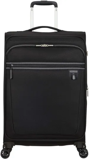 American Tourister Soft trolley medium expandable with 4 swivel wheels and integrated closure with 3 digit combination with TSA function. Features a large main compartment, el straps, 1041 Black