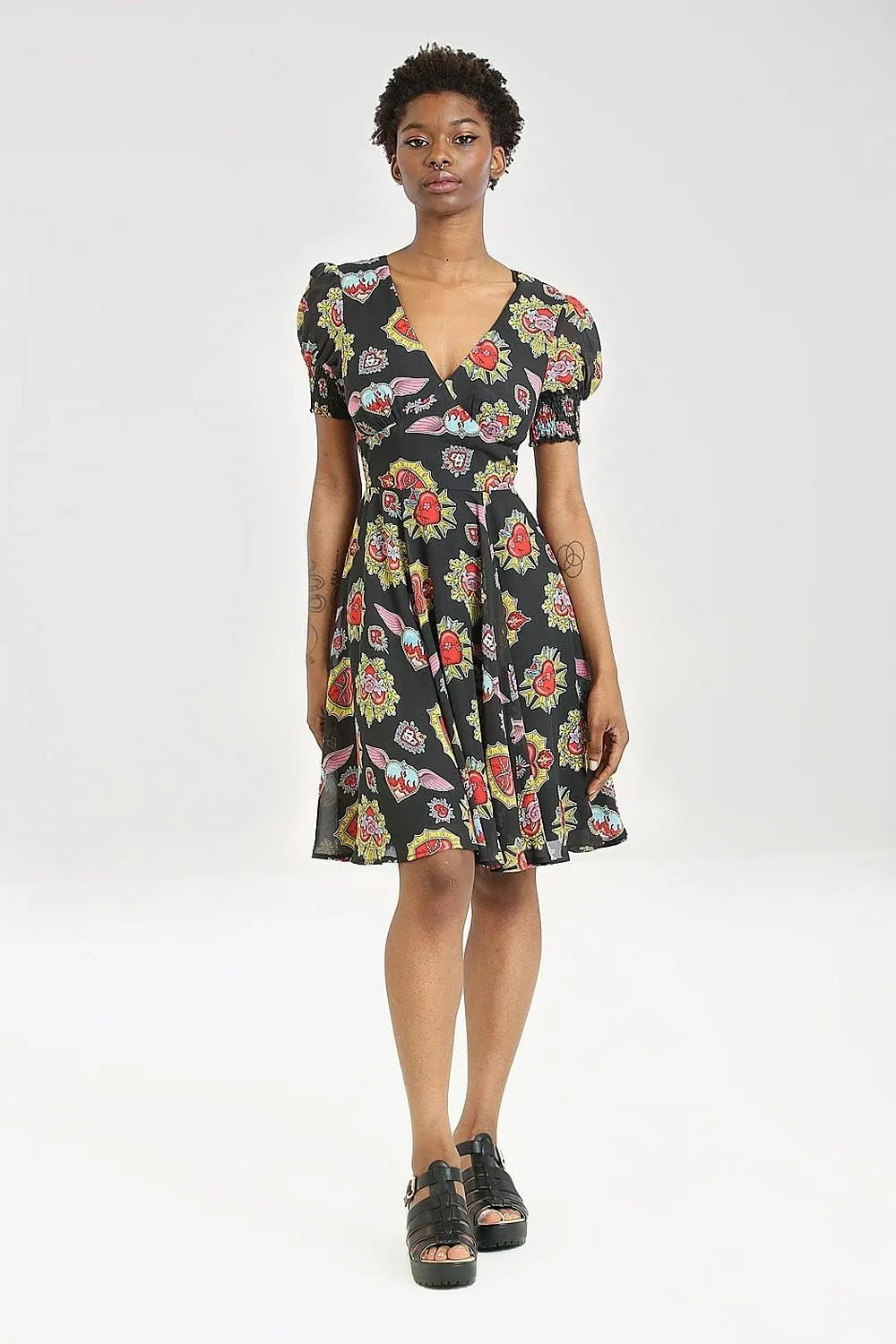 Amias Heart Print Retro Vintage Style Mid Dress Black