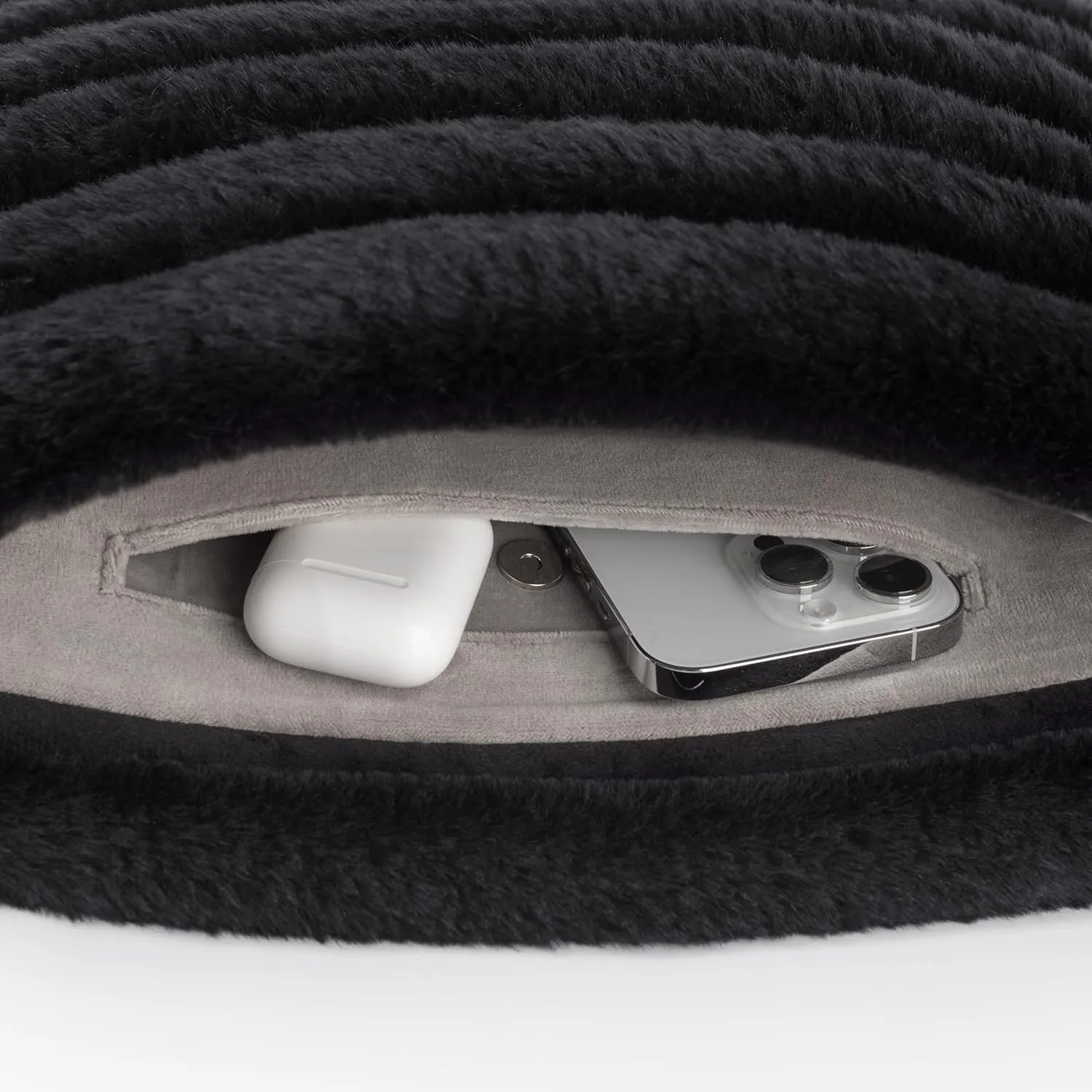 Comfyable Puffy Laptop Sleeve 13 14 15 Inch, Compatible with MacBook Air M4 2025 & MacBook Pro 2024, Soft Faux Fur Fluffy Plush Furry Pillow Case for Computer, Black