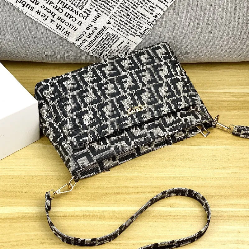 Edition Large Capacity Running In Rivers Crossbody Bags
