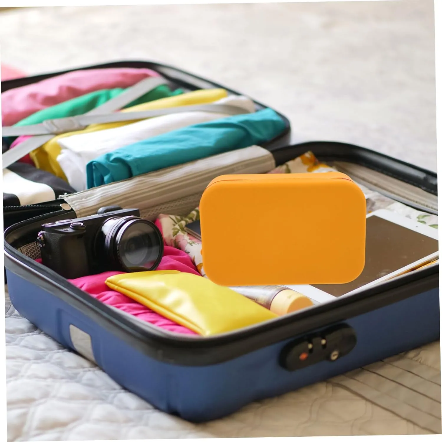 Large Capacity Silicone Makeup Bag for Travel Home Use Portable Toiletry Organizer with Zipper for Makeup Brushes and Toiletries