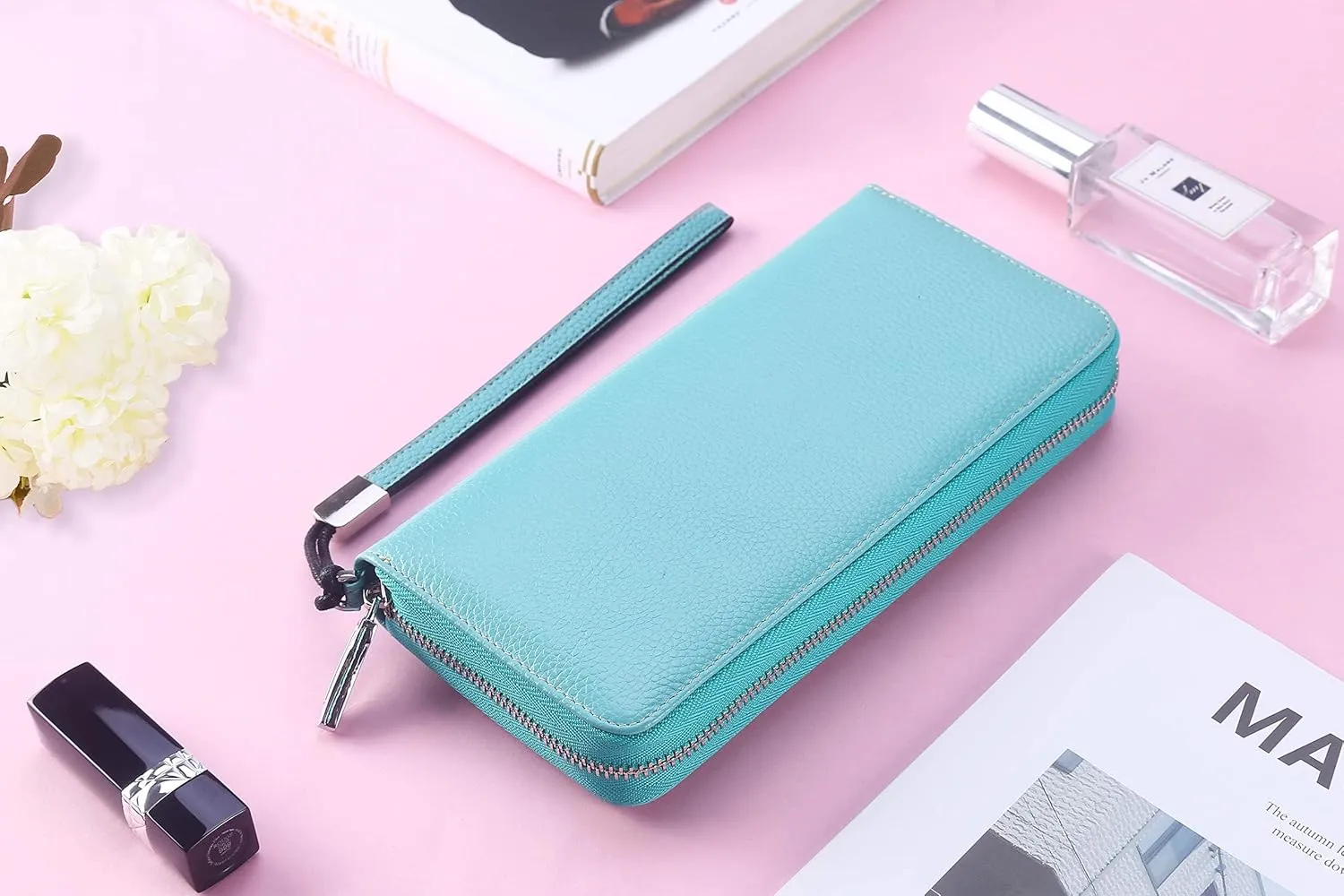 Lavemi Women's RFID Blocking 100% Leather Large Capacity Zip Around Wallet Phone Holder Clutch Travel Purse Wristlet