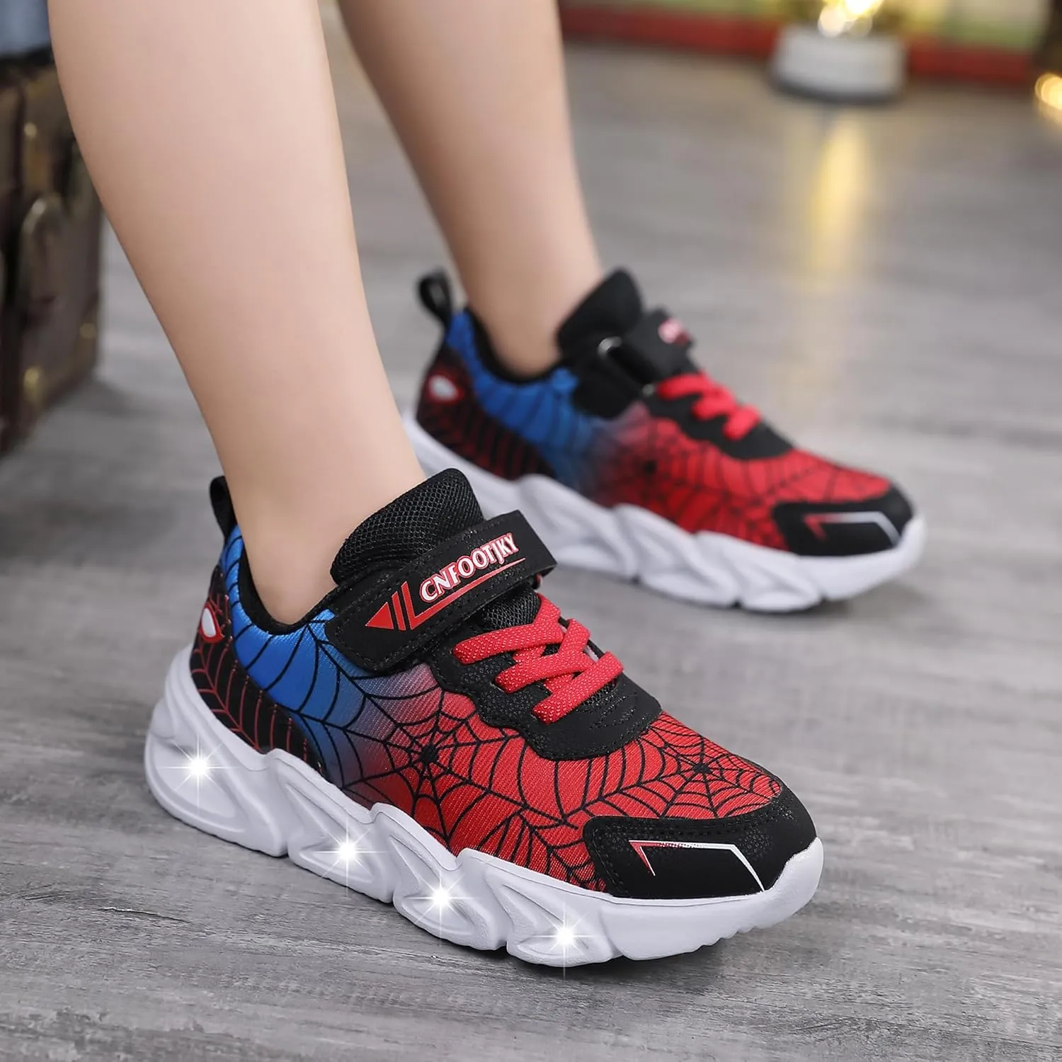 Light Up Shoes Toddler Girls Boys Lightweight LED Flashing Glitter Mesh Breathable Adorable Sneakers for Toddler/Little Kid