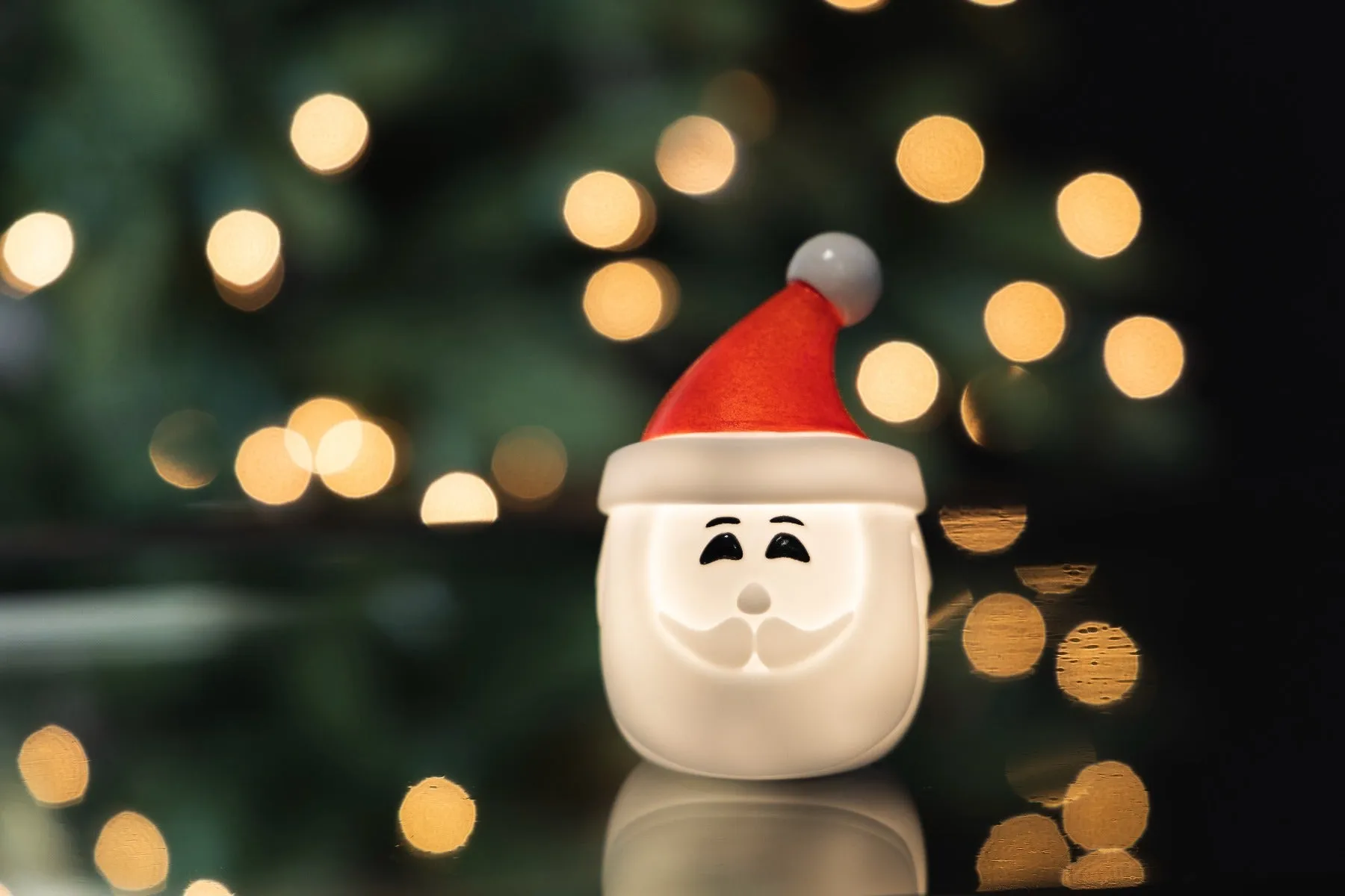 Lights by Night Santa Claus Clip Light, Red/White