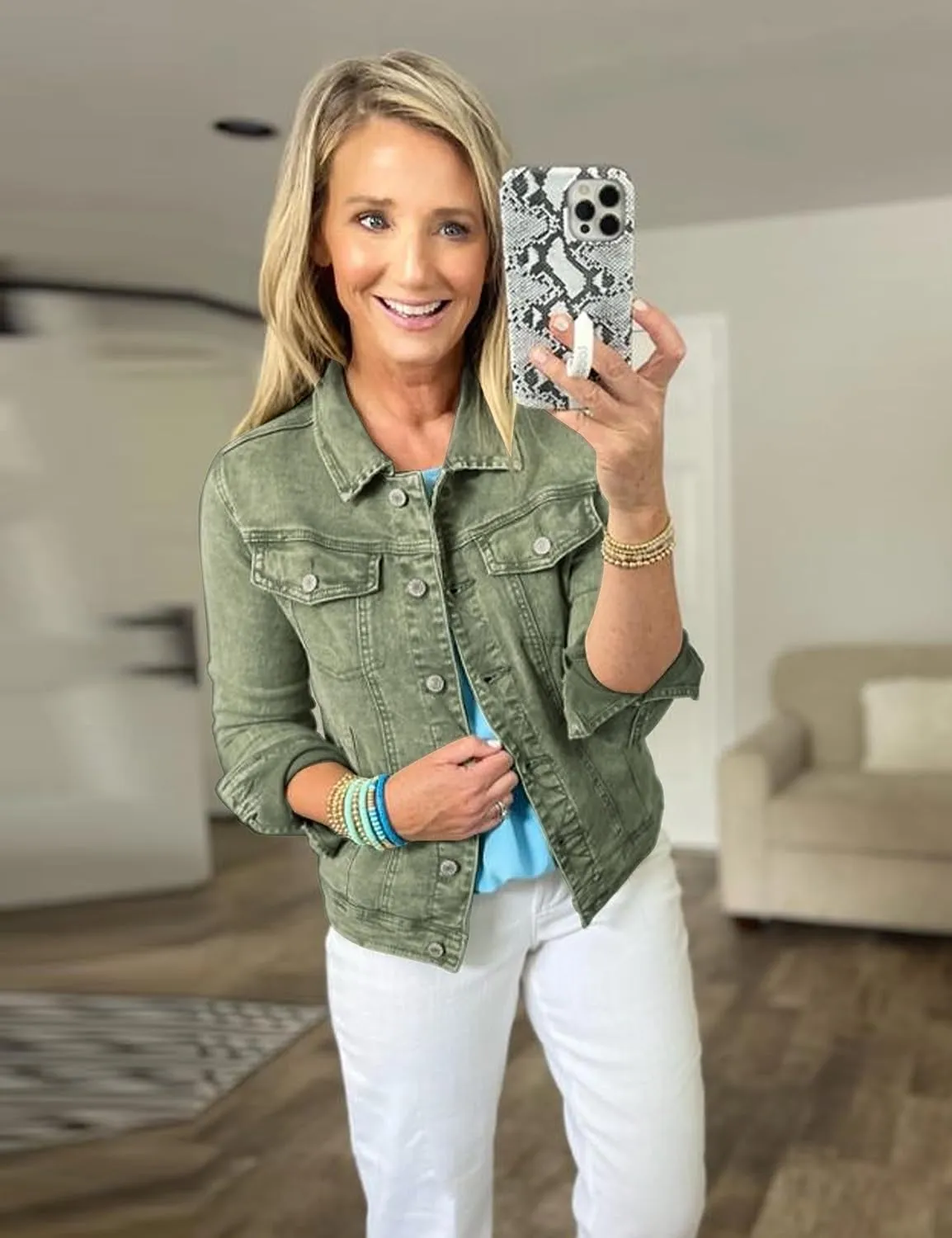luvamia Women's Basic Button Down Stretch Fitted Long Sleeves Denim Jean Jacket