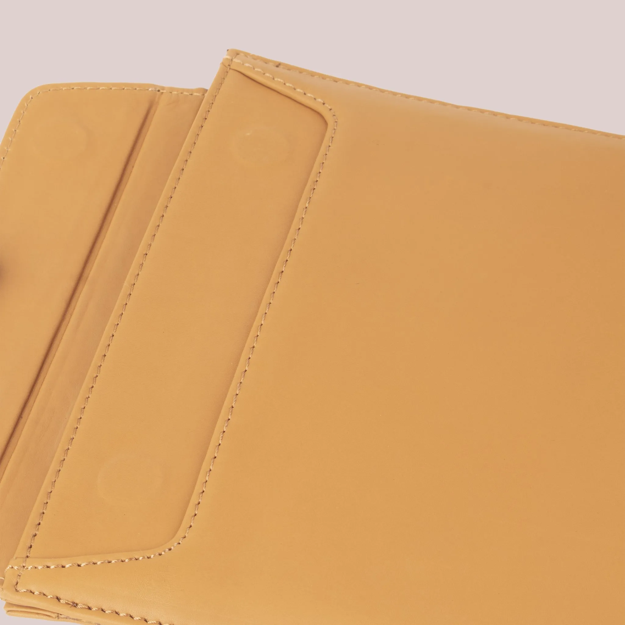 MacBook Pro 16 Note sleeve - Vintage Tan