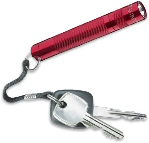 Maglite Solitaire Incandescent 1-Cell AAA Flashlight in Presentation Box Red