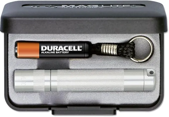 Maglite Solitaire Incandescent 1-Cell AAA Flashlight in Presentation Box Silver