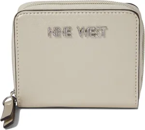 Nine West Aidie Slg Small Zip Around Pale Gold One Size