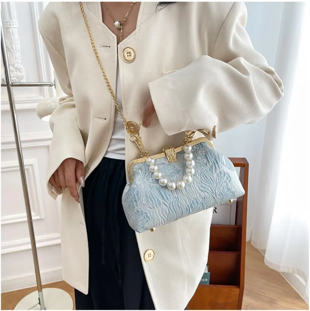 Pearl Evening Bag for Women Lily Pattern Vintage Embroidered Floral Clutch Purse Evening Handbag Shoulder Crossbody Bags