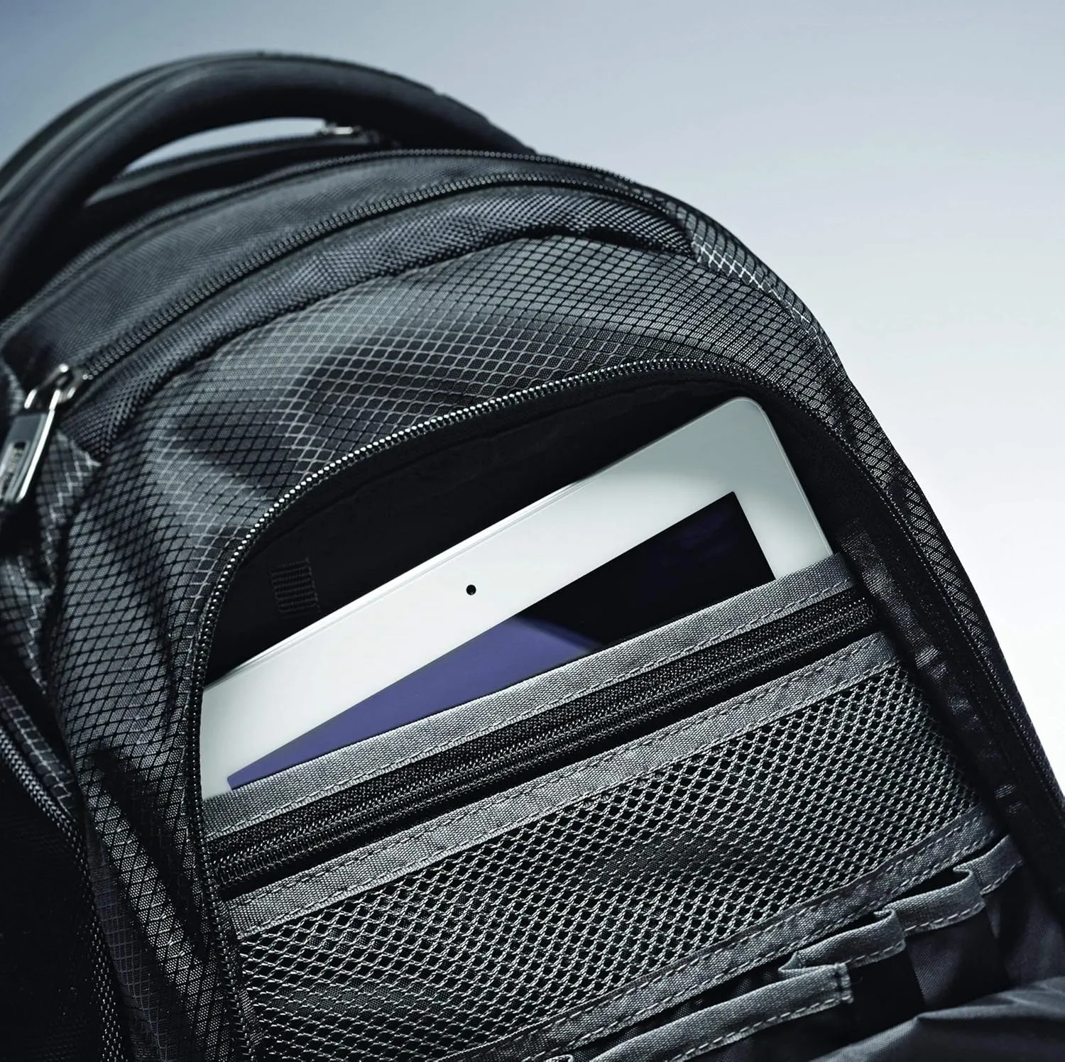 Samsonite Tectonic 2 Medium Backpack, Black, 16.9 x 12.2 x 8.2-Inch