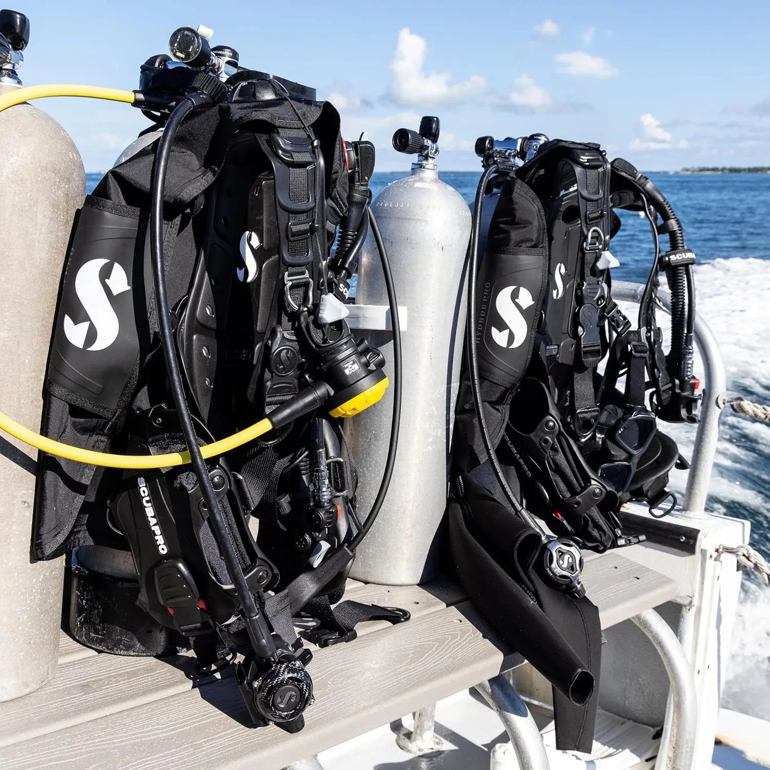 Scubapro Hydros Pro W/ 5th Gen. Air2