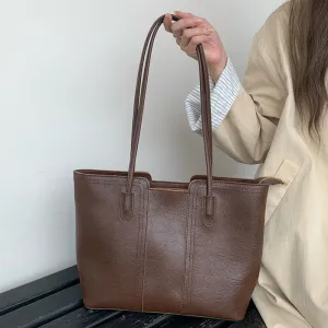 Women's Retro Large Capacity Fashion Commuter Advanced Shoulder Bags