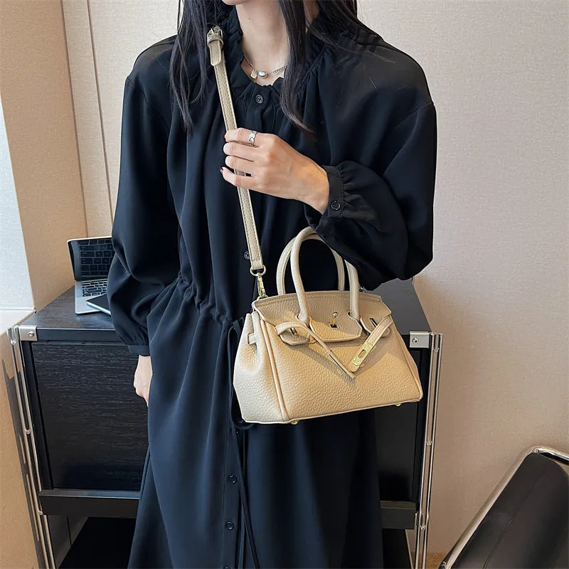 Women's Style Fashion Portable Large Capacity Simple Crossbody Bags