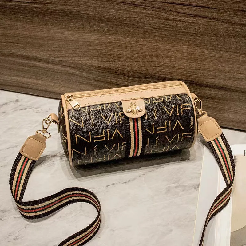 Women's With Bee Pattern Large Capacity Letter Crossbody Bags