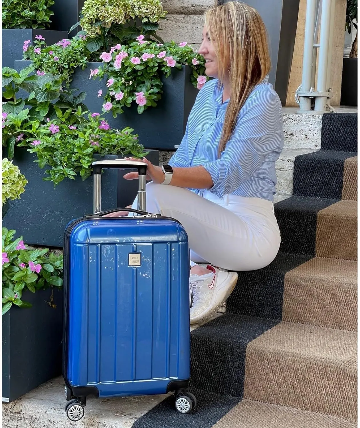 World Traveler Contour Lightweight Polycarbonate Hardside Expandable Spinner Luggage with TSA Lock, Blue, 20-inch