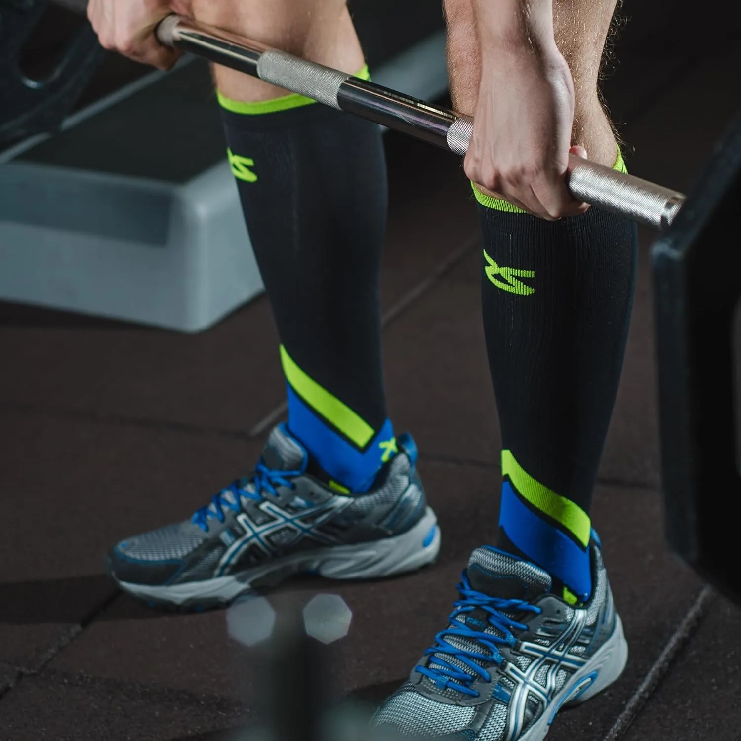 Zensah Tech  Compression Socks - Knee High Running Socks for Sports, Travel, Made in Italy